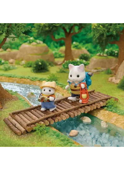 Nessiworld Sylvanian Families Heyecanlı Keşif Seti Latte Kedi Abi ve Kardeş 5763