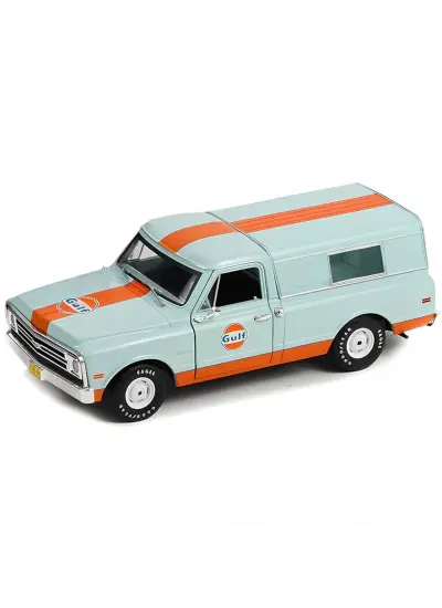 Greenlight 1:24 1968 Chevy C-10 Pickup Light Blue