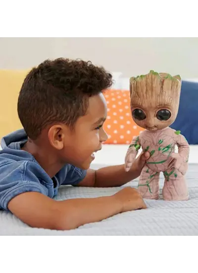 NessiWorld Marvel I Am Groot Groovin Groot Sesli ve Hareketli Peluş