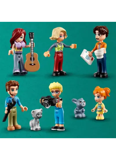 LEGO Friends Olly ve Paisley'nin Aile Evleri 42620