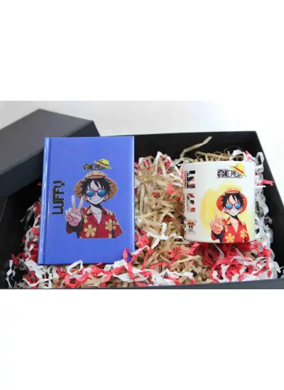 Luffy Temalı Kupa Bardak ve Defter Hediye Kutusu