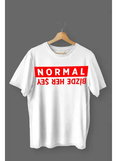 Bizde Her Şey Normal Baskılı Pamuklu Likralı T-shirt (Kırmızı Yazılı Beyaz) S Beden