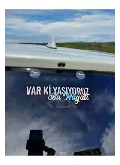 Var Ki Yaşıyoruz Hologram Oto Sticker