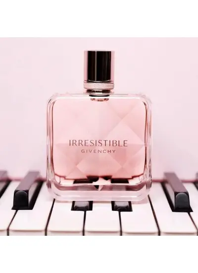 Givenchy Irresistible EDP 80 ml Kadın Parfüm