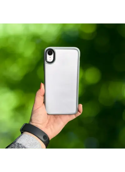 İphone Xr Yanları Renkli Silikon Parlak Arka Yüzeyli Tiger Hibrit Kapak Gri