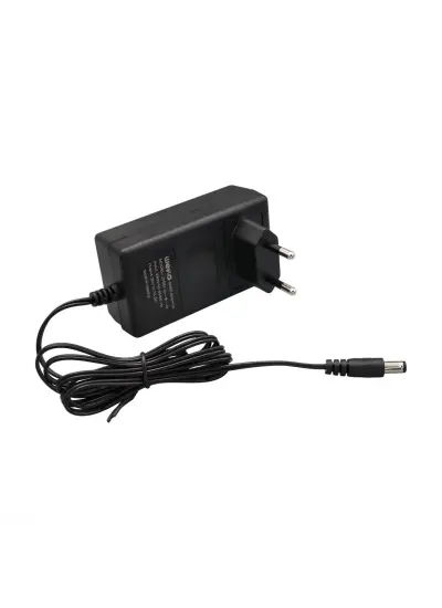 20 Volt - 1 Amper 5.5*2.5 Uçlu Yerli Üretim Priz Tipi Adaptör