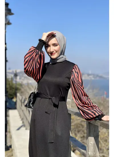 Moda Çizgi Tesettür Elbise