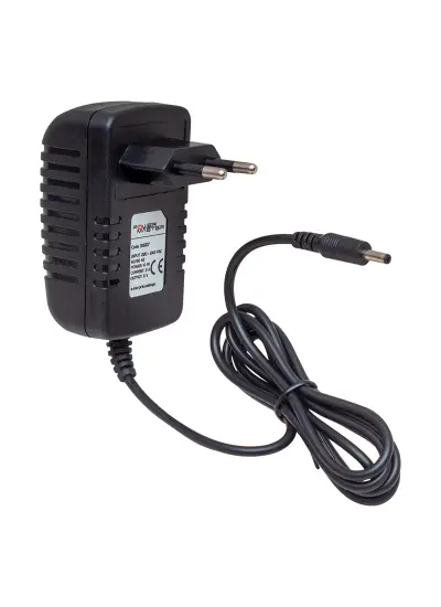 PM-31667 5 VOLT - 2 AMPER 3.5*1.35 UÇLU PLASTİK KASA PRİZ TİPİ ADAPTÖR (ANDROID BOX İÇİN)