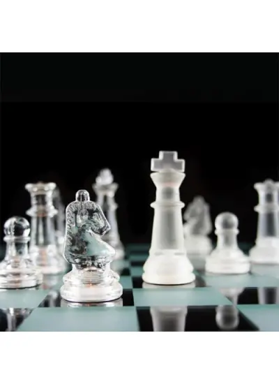 Glass Chess Cam Satranç Takımı (25 cm x 25 cm)