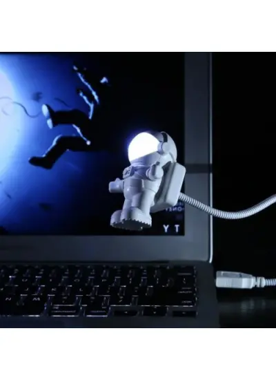 Astronot Usb Gece Lambası