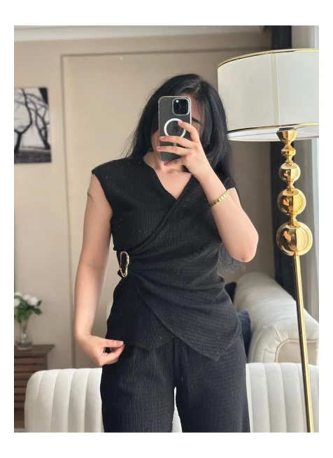 Siyah