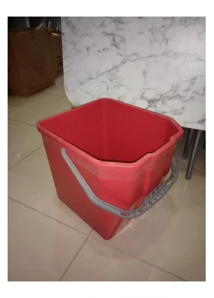 Temizlik Arabası Yedek Kovası (kırmızı)